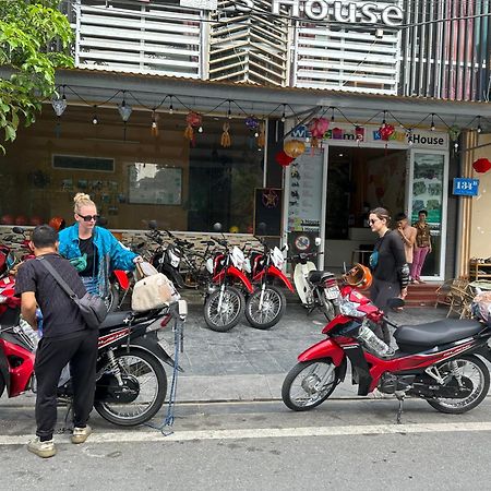 Kiki'S House And Motorbike For Rent Hostel Ha Giang Exterior foto